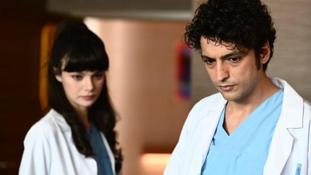 Mucize Doktor 52. yeni bölüm fragmanı yayınlandı! Mucize Doktor'da Ezo, Ali Vefa için maskeli balo düzenliyor!