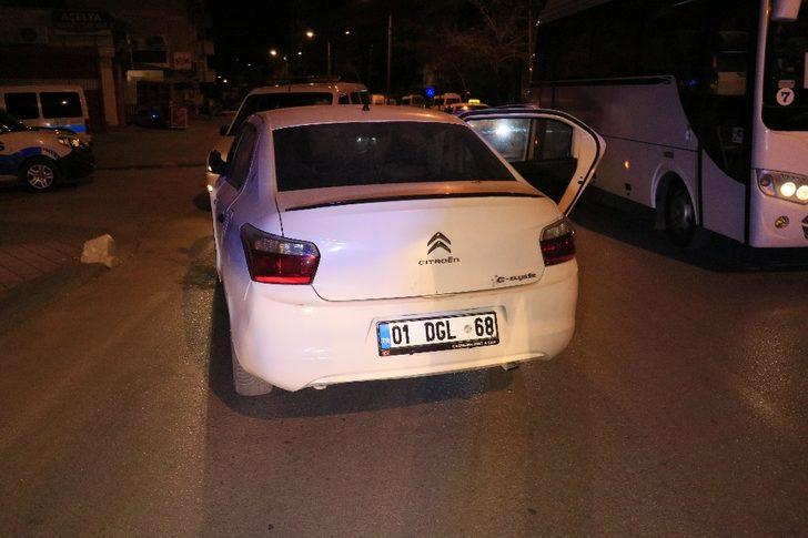 Motosikletli kişiye vurup kaçan otomobil sürücüsü yakalanınca," Ehliyetim yok, ceza yememek için kaçtım" dedi G4