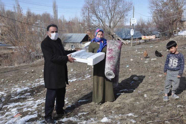 TÜMBULSEVDER Bulanık’taki Suriyelilerin yüzünü güldürdü G4