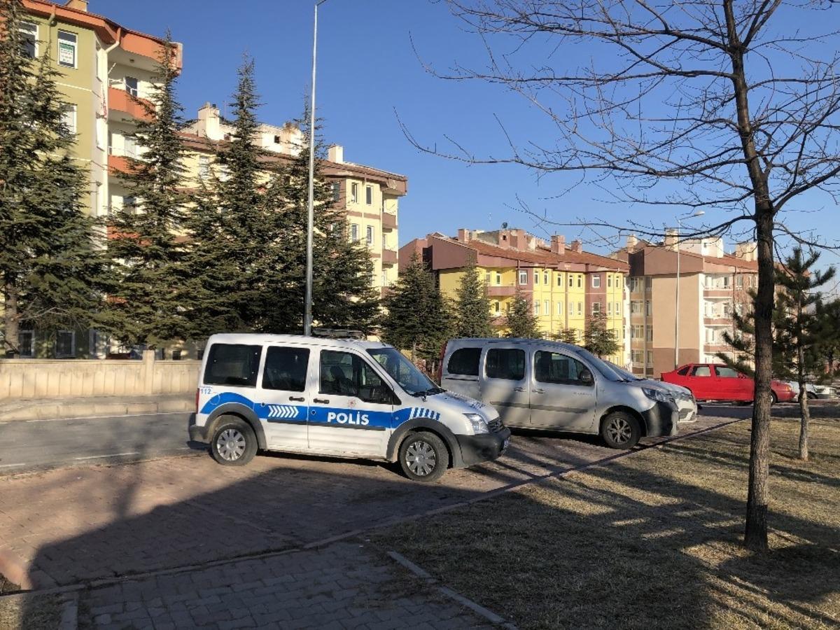 47 yaşındaki adam 5. kattan atlayarak yaşamına son verdi