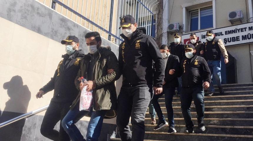 Akrabalar arasında arsa kavgası kanlı bitti