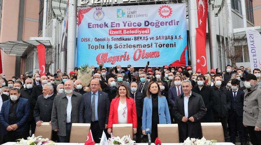 İzmit Belediyesi iş&ccedil;ilerine 1 Mayıs ikramiyesi