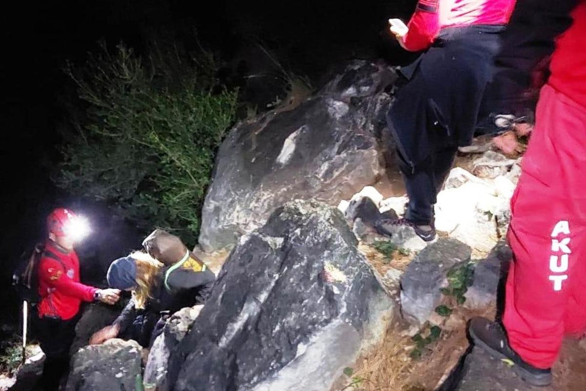 Doğa y&uuml;r&uuml;y&uuml;ş&uuml;nde kaybolan gen&ccedil; bulundu