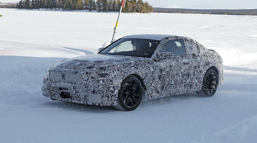 BMW M2 kameralara yakalandı!