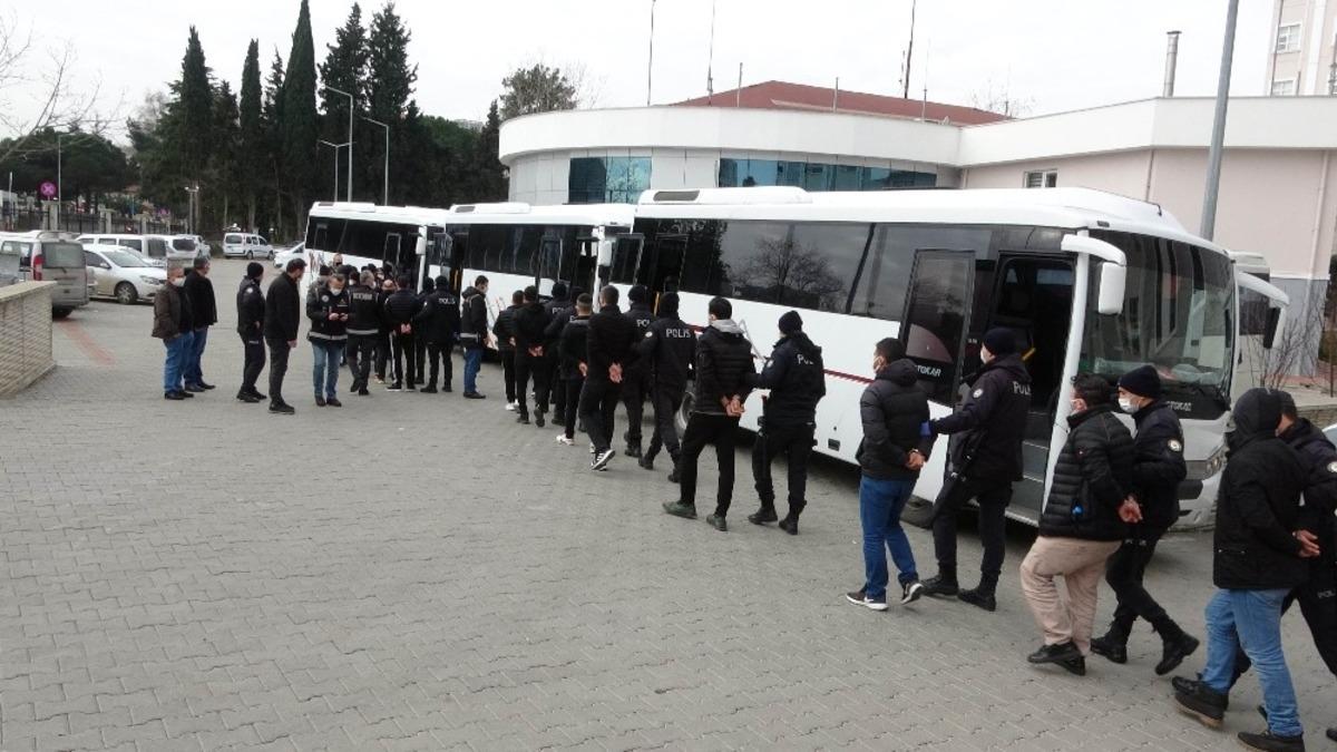60 kişinin g&ouml;zaltına alındığı su&ccedil; &ouml;rg&uuml;t&uuml; operasyonunda polis m&uuml;d&uuml;r&uuml; ve borsa başkanı da var