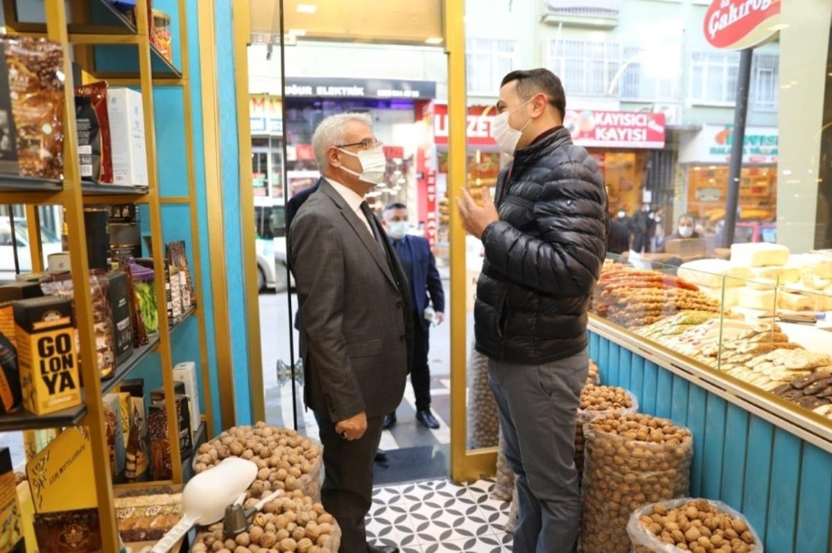 Başkan G&uuml;der&rsquo;den esnaflara destek ziyareti