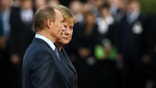 Ajan krizi patladı! Elektrikçi kılığına girip planları gizlice göndermiş