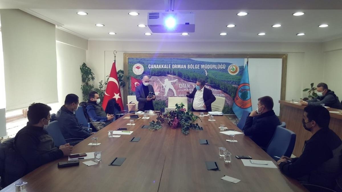 &Ccedil;anakkale&rsquo;de fotokapan eğitimi d&uuml;zenlendi