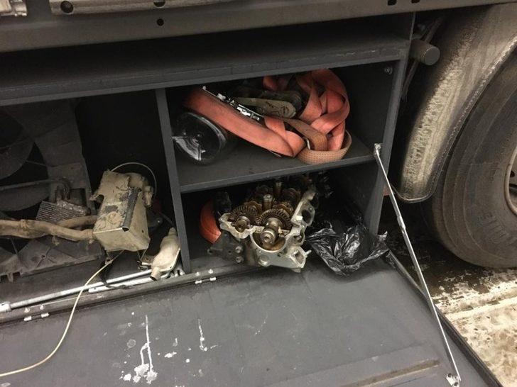 Sarp Sınır Kapısı’nda 36 bin liralık kaçak otomobil parçası ele geçirildi G3