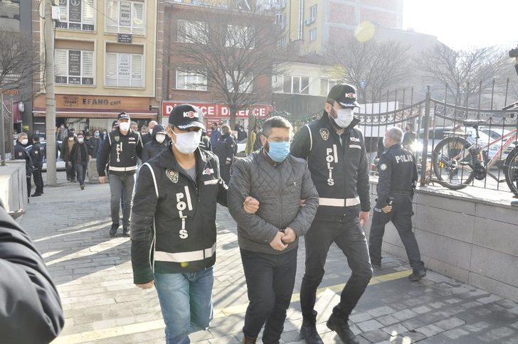 Çalıştığı adliyeye bu sefer şüpheli olarak getirildi G2