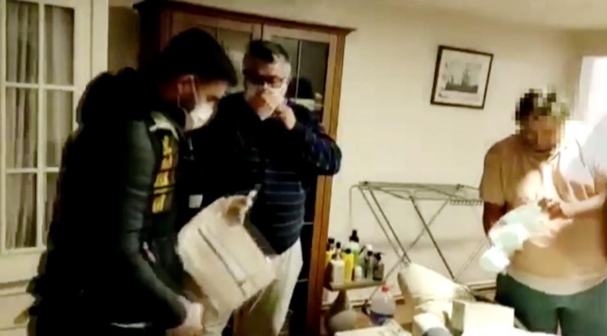 Dijital para &uuml;retme vaadiyle 328 kişiyi dolandıran şebekeye 15 ilde eş zamanlı operasyon