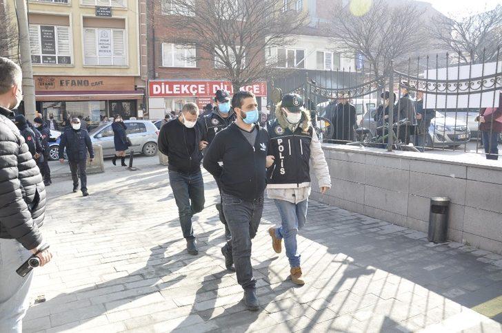 Uyuşturucu operasyonunda gözaltına alınan 9 kişi adliyeye çıkarıldı G4