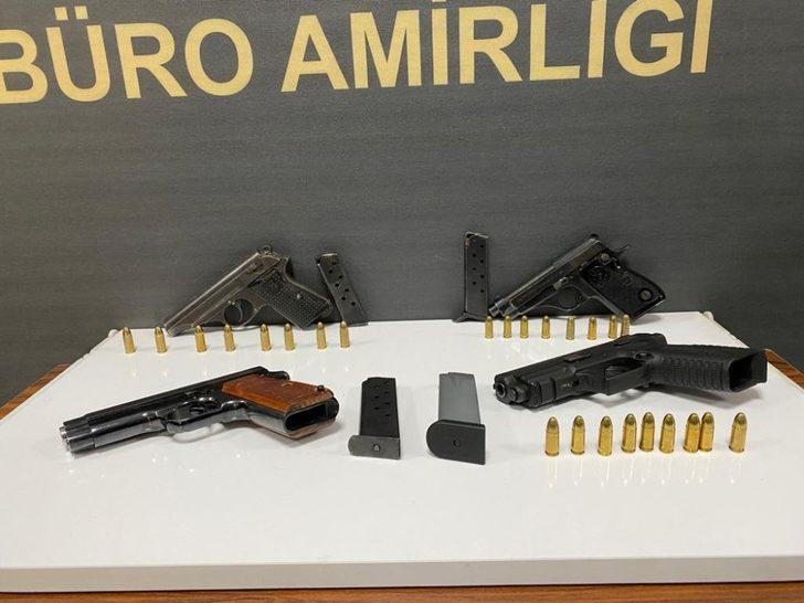 Ankara merkezli 8 ilde 30 milyon liralık vurgun yapan çeteye operasyon: 45 gözaltı G1