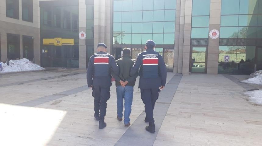 10 yıl hapis cezası ile aranan şahıs yakalandı