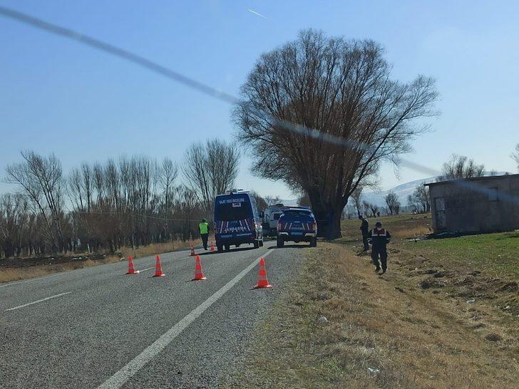 Yol kenarında kadın cesedi bulundu G2