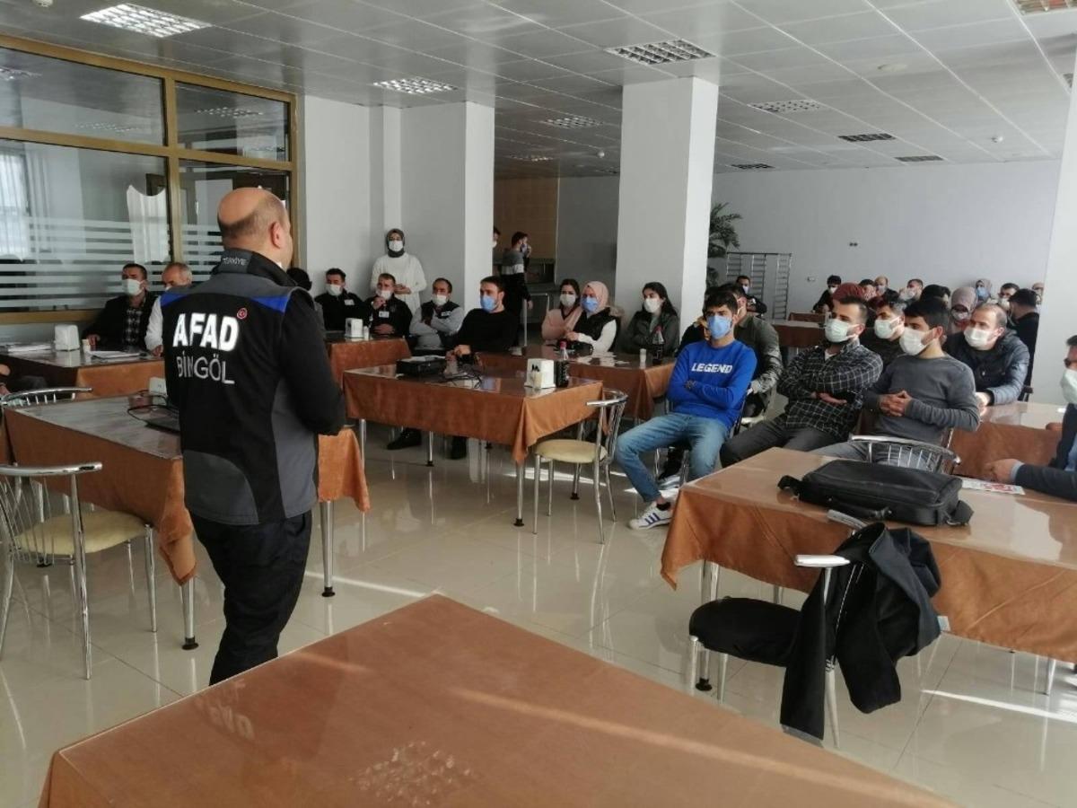 Bing&ouml;l&rsquo;de &lsquo;Afet Farkındalık Eğitimleri&rsquo;