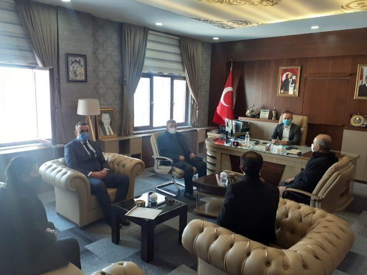 Anadolu Ölümsüz Kahramanlar Federasyonu Genel Başkanı Çelebi’den, Ağrı Milli Eğitim Müdürü Tekin’e ziyaret G3