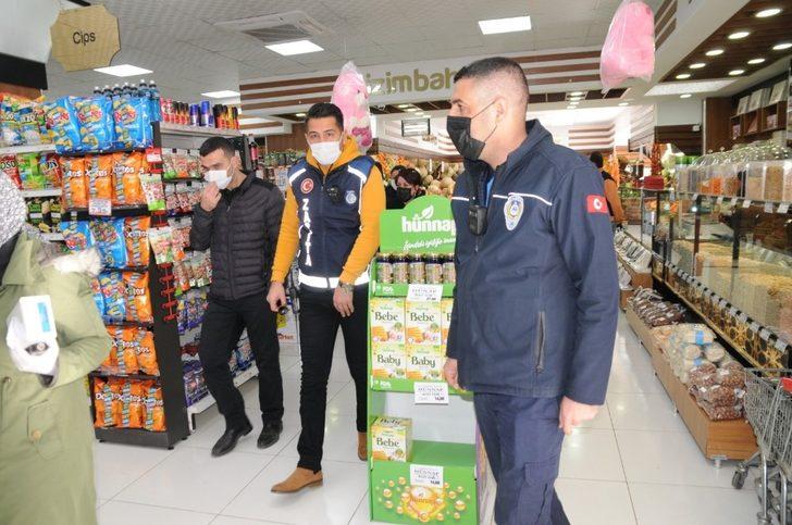 Kayapınar’da zabıta ekiplerinden yaka kameralı denetim G2