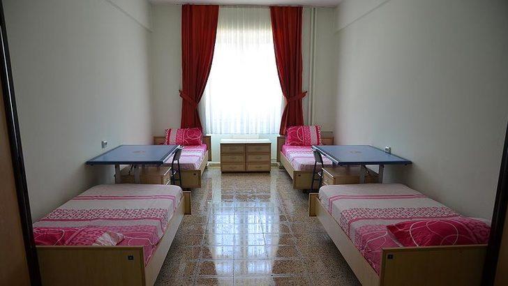 Ev değil, oda değil; 18 bin TL'ye kiralık ranza! İlan siteleri doldu taştı: 7 kişi kalıyorlar... Sözleşme yok, gelir iki katı G4