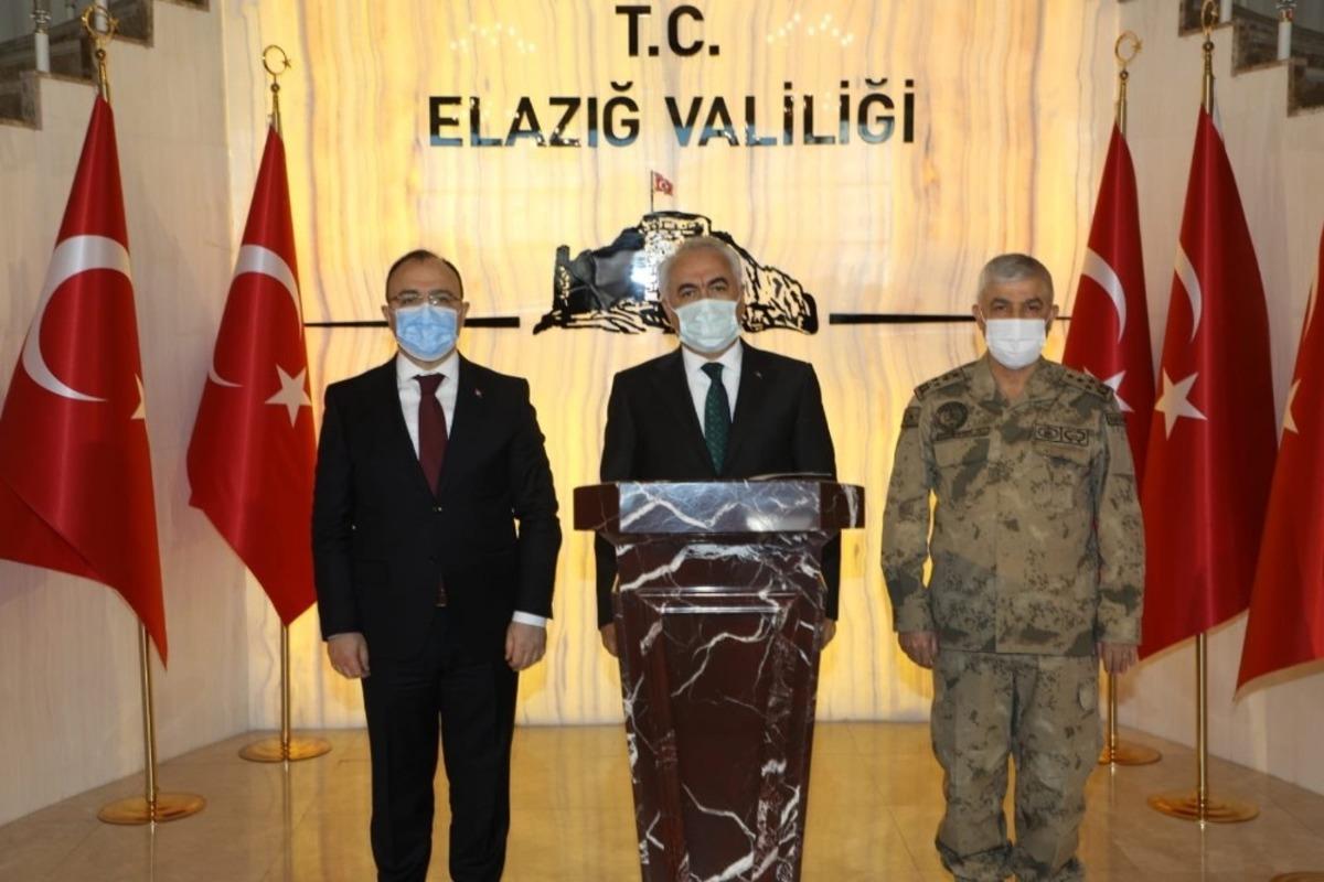 Bakan Yardımcısı Ersoy ve Jandarma Komutanı &Ccedil;etin Elazığ&rsquo;da
