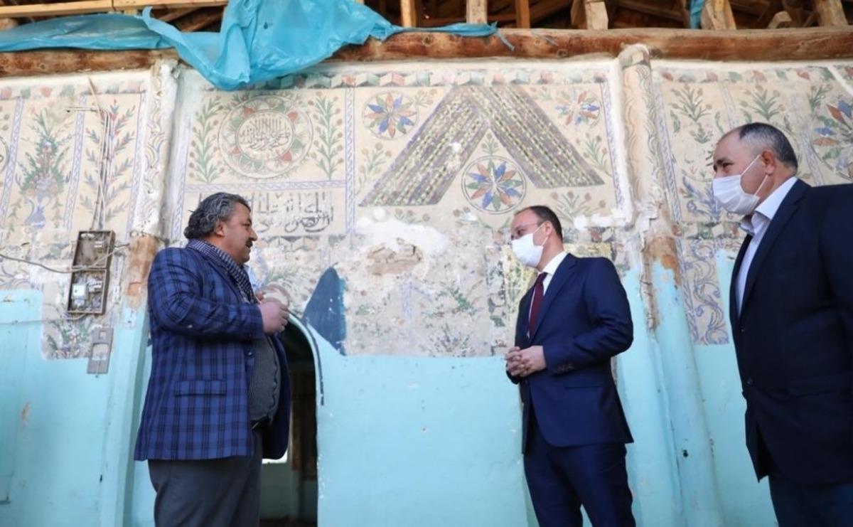 Tarihi cami eski g&ouml;rkemine kavuşacak