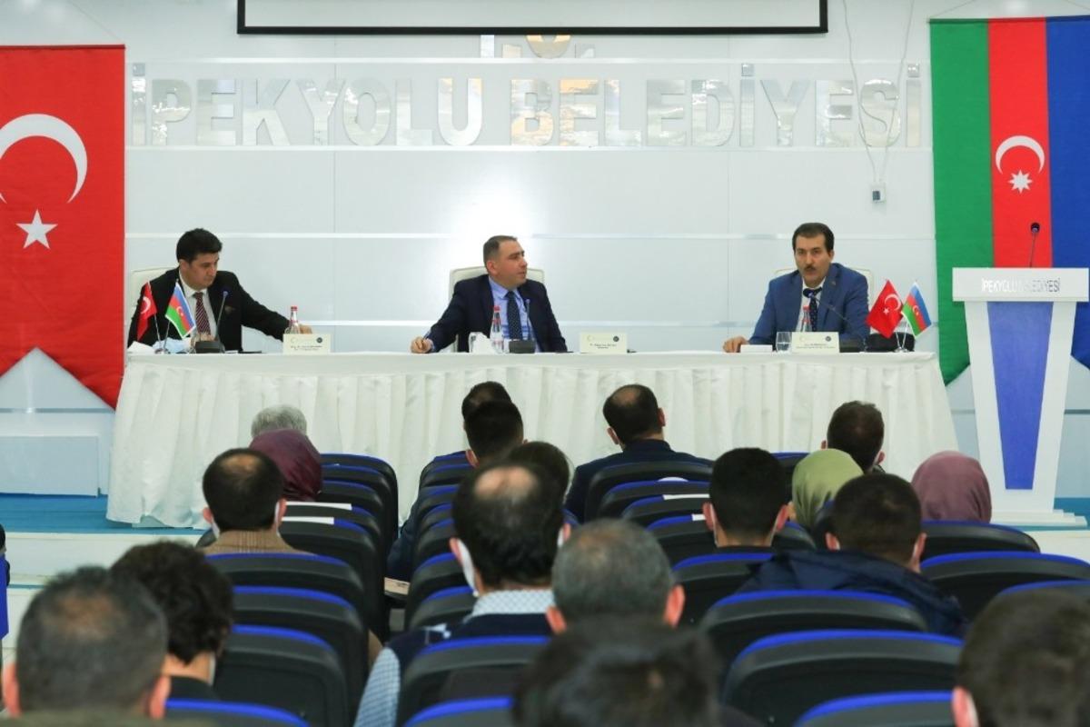 İpekyolu Belediyesinden &lsquo;Hocalı Soykırımı 29. Yıld&ouml;n&uuml;m&uuml;&rsquo; paneli