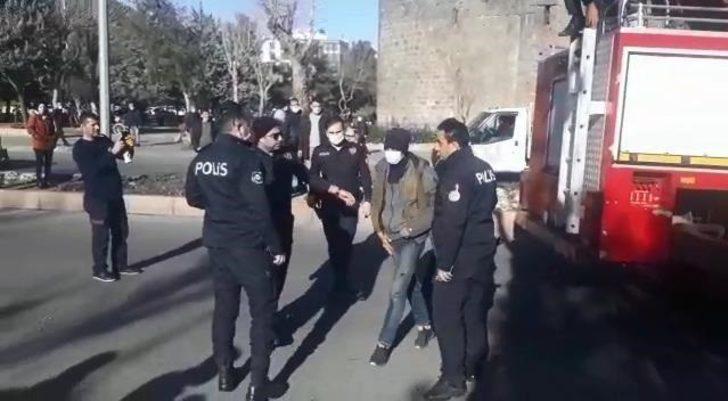 Psikolojik sorunları olan genci polis ve itfaiye ekipleri intihardan vazgeçirdi G3