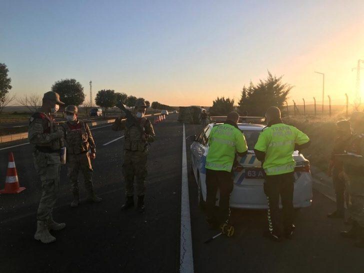 Tarım işçilerini taşıyan minibüs devrildi: 12 yaralı G3