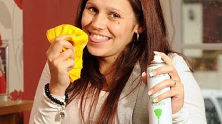 Mobilya Cilasi Yiyor