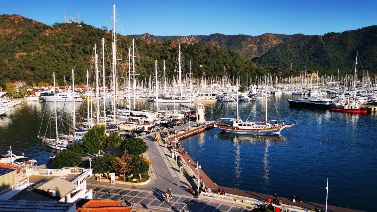 Marmarisli turizmciler sezon i&ccedil;in umutlandı