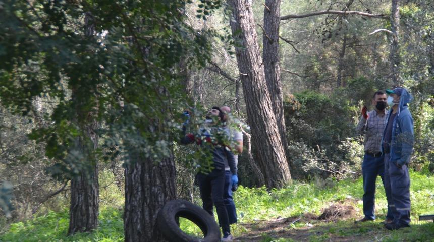 Kendini ağaca iple astı, son anda kurtarıldı