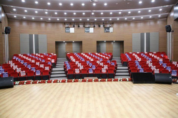 Melikgazi’nin yeni tiyatro salonu tamamlandı G3