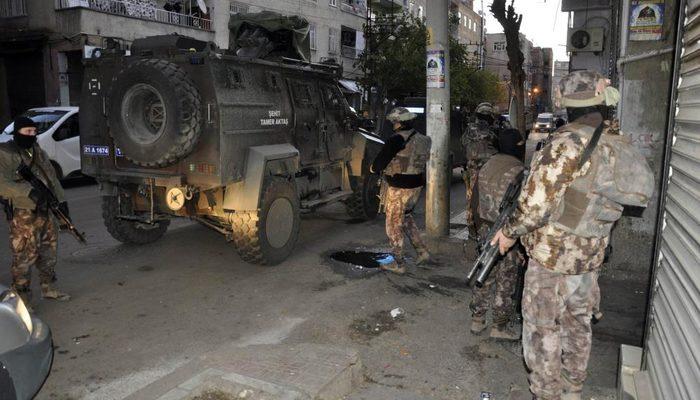 Son Dakika: Diyarbakır'da terör operasyonu! Çok sayıda kişi gözaltına alındı