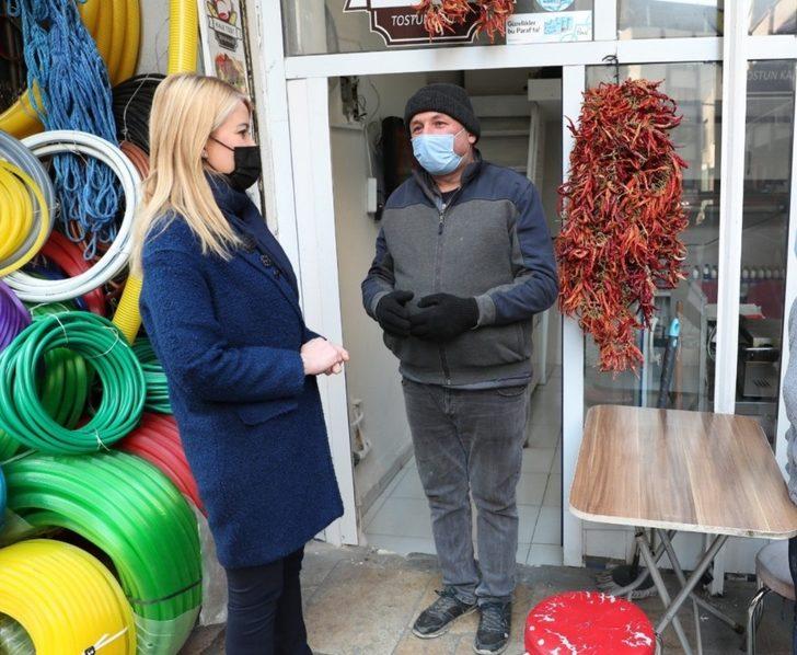 Başkanın esnaf ziyaretinde duygusal anlar yaşandı G1