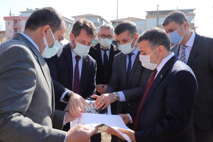 Vali Atay yapımı süren merkezde incelemelerde bulundu G4