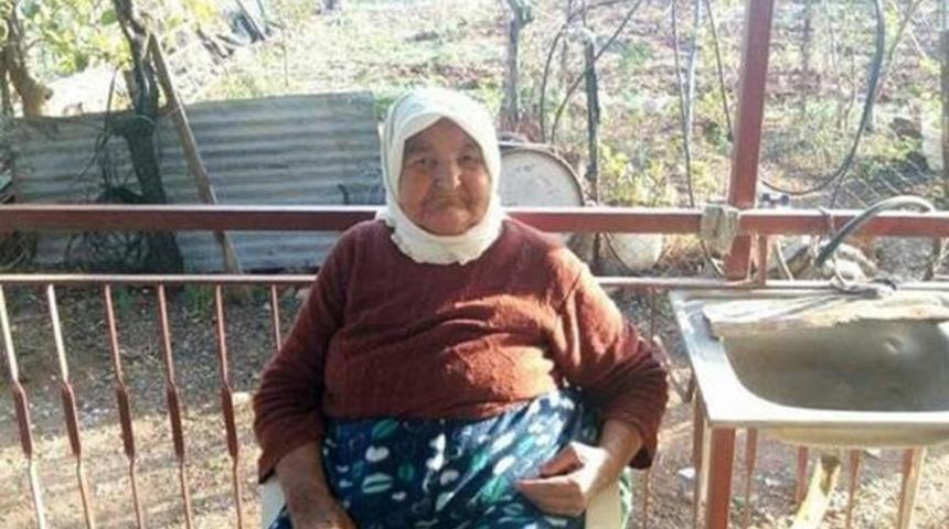 Yaşlı kadın &ccedil;ıkan yangında hayatını kaybetti