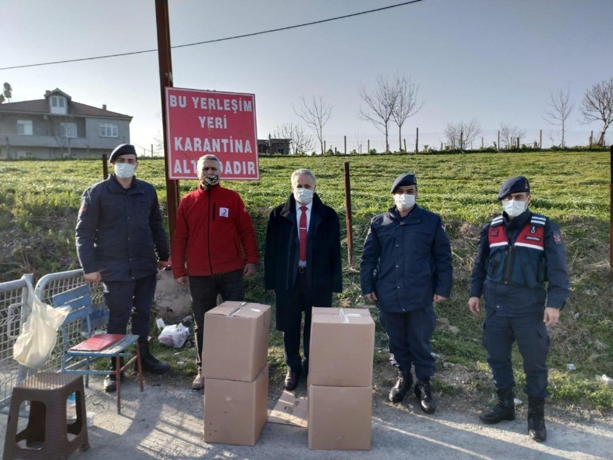 Karantinada olan k&ouml;ye gıda yardımı