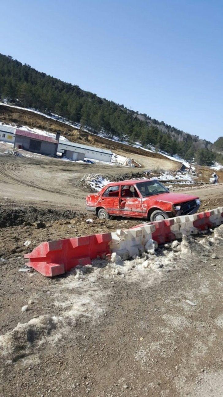 Yol şantiyesinde servis şoförlüğü yapan sürücü hayatını kaybetti G2