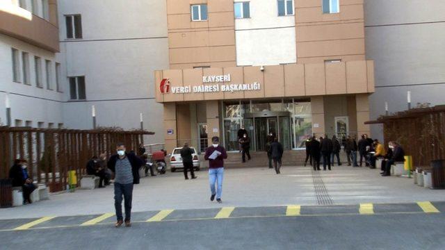 Vergi Dairesi’nde ’yapılandırma’ yoğunluğu