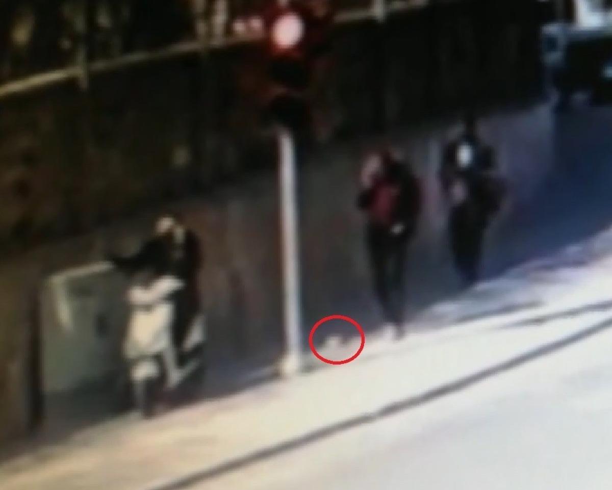 İnsanlığın &ouml;ld&uuml;ğ&uuml; an