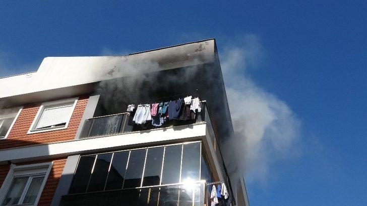 Genç kadın ev yangınında feci şekilde can verdi G4