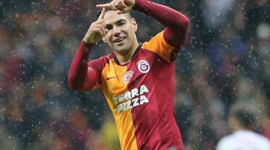 Galatasaray'da Radamel Falcao 52 gün sonra geri döndü