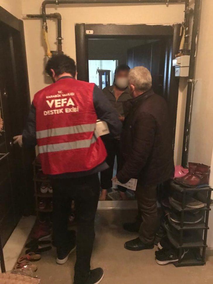 Karabük’te karantinadaki apartmana VEFA’dan yardım G1