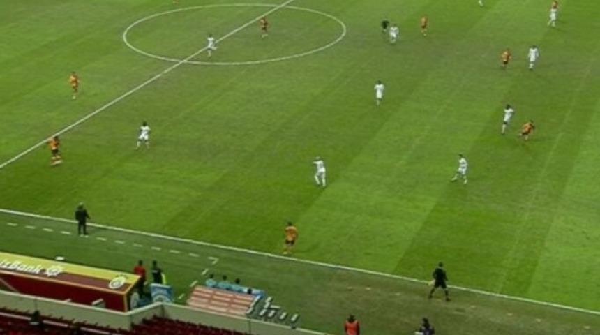 Mostafa Mohamed'in attığı gol ofsayt mı?