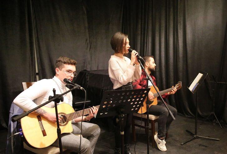 Buca’da sanatın temeli gençlik merkezlerinde atılıyor G1