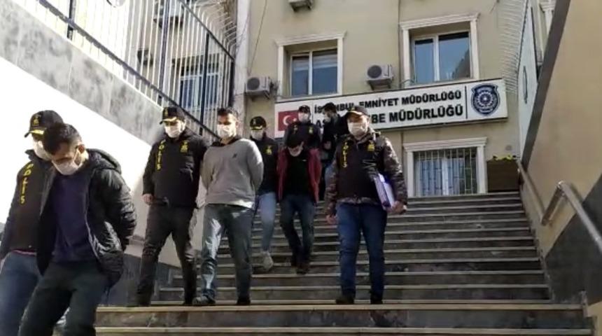 4 kişilik arkadaş grubundan 250 bin liralık soygun