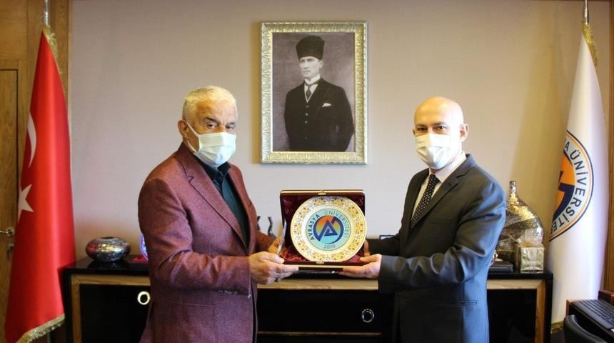 Başkonsolos Japaridze Avrasya &Uuml;niversitesini ziyaret etti