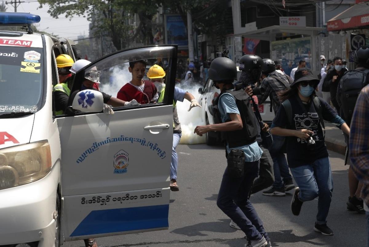 Myanmar&rsquo;daki protestolarda &ouml;l&uuml; sayısı 3&rsquo;e y&uuml;kseldi