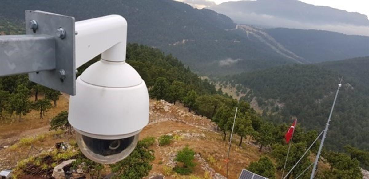 Kameralı yangın g&ouml;zetleme kuleleri sezona hazır
