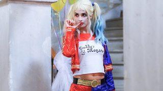 Tuba Büyüküstün Harley Quinn’e dönüştü! 